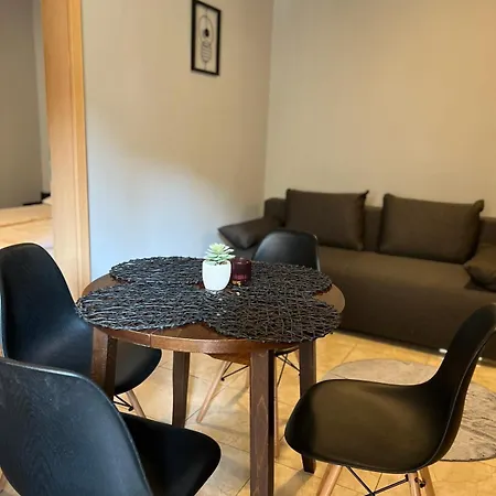 кокалу бийч Apartament *