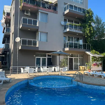 Apartament кокалу бийч *